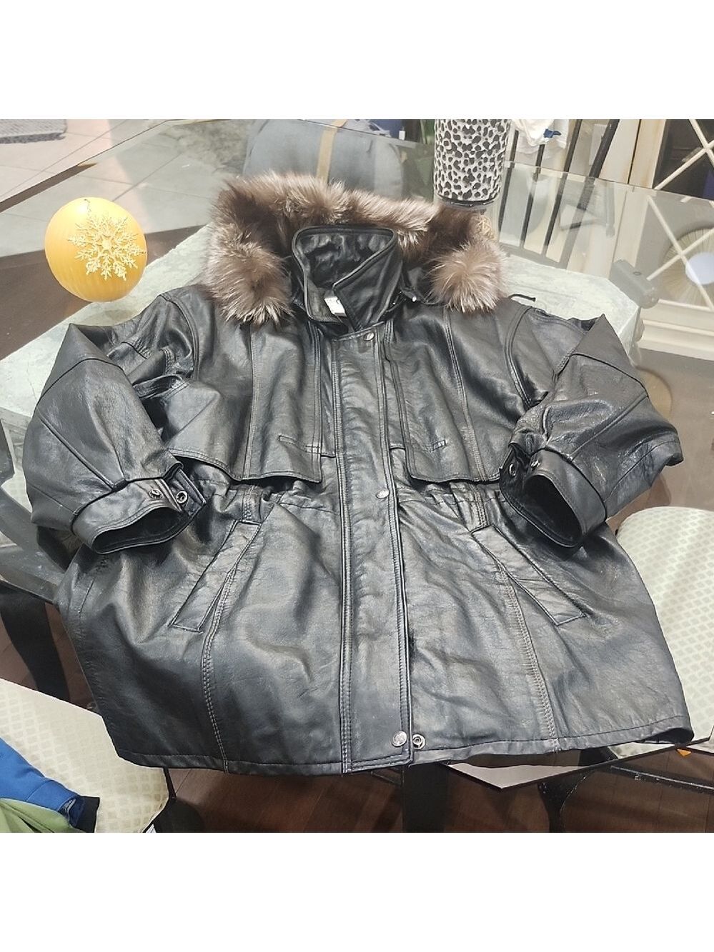 The Old Mill Canada Women's Black Leather Jacket with FOX Fur Trim MEDIUM
